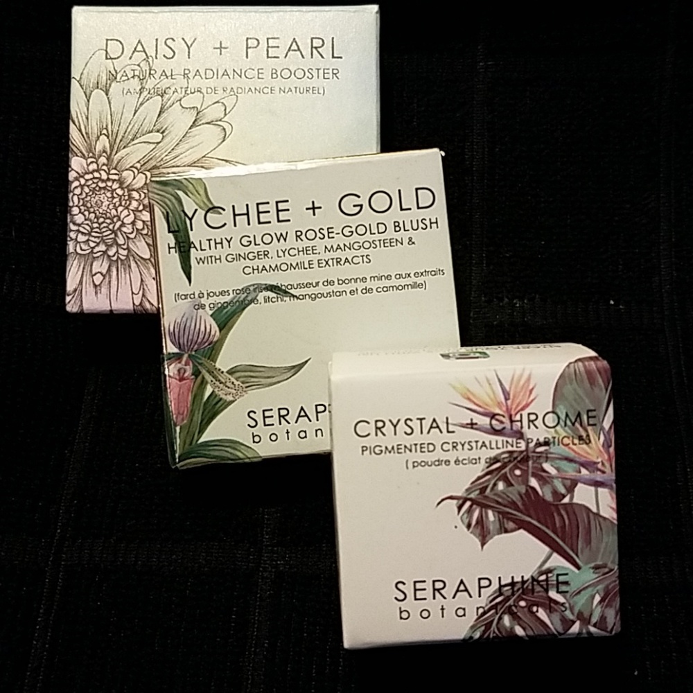 Seraphina botanicals 3 piece set.